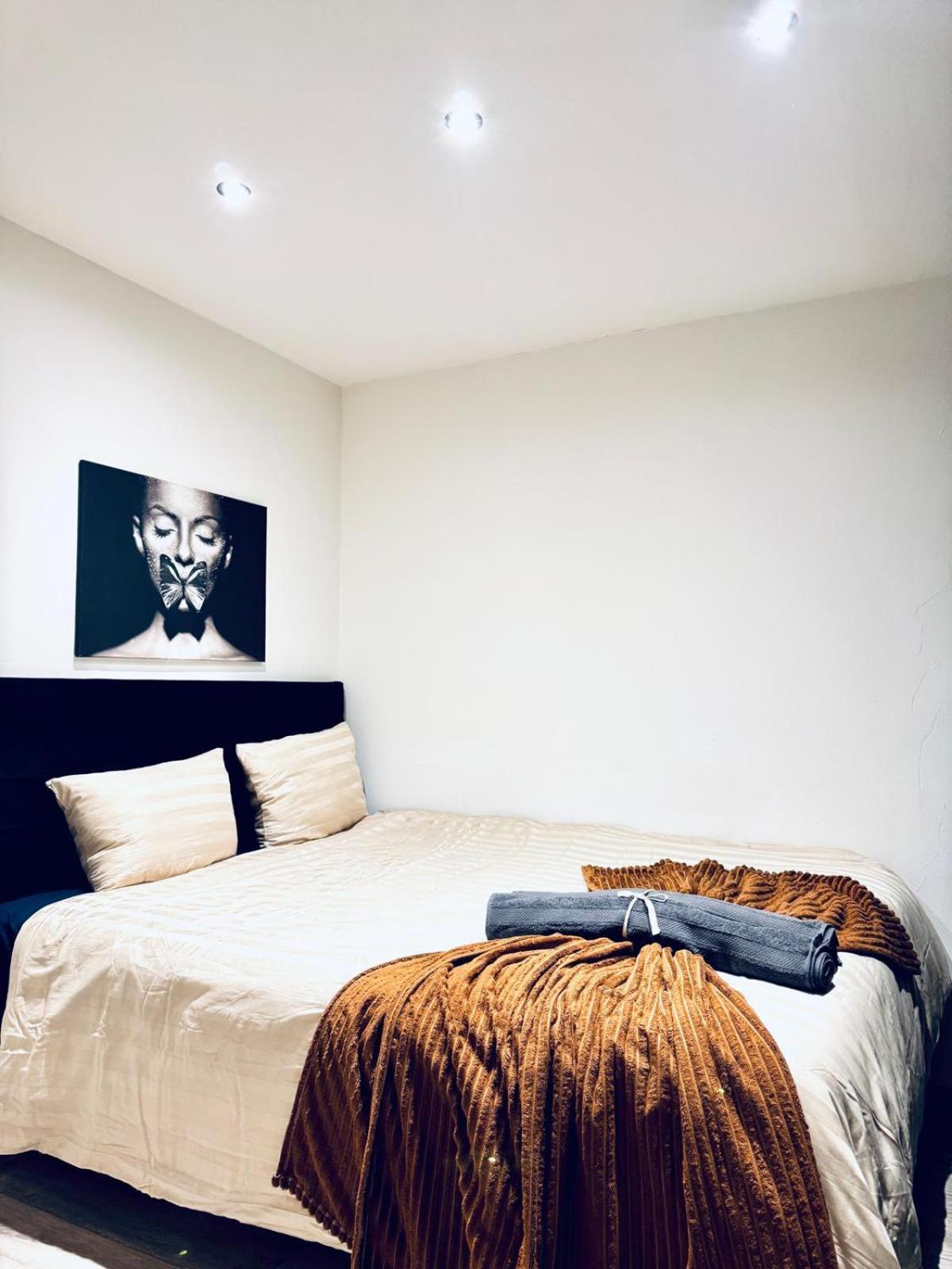 Elegant 5-br Shared Ideal For Groups & Families * Wien