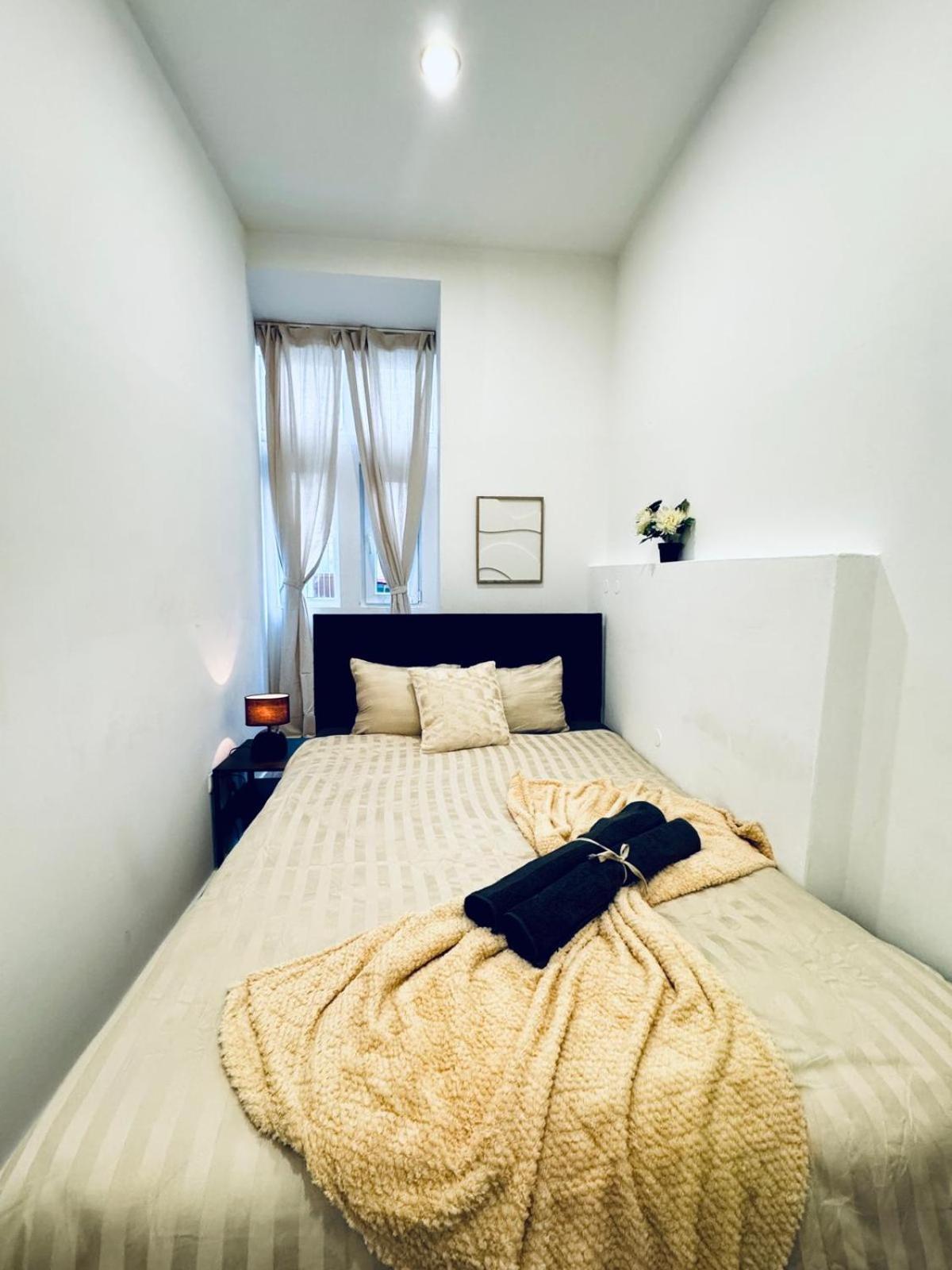 Elegant 5-br Shared Ideal For Groups & Families * Wien