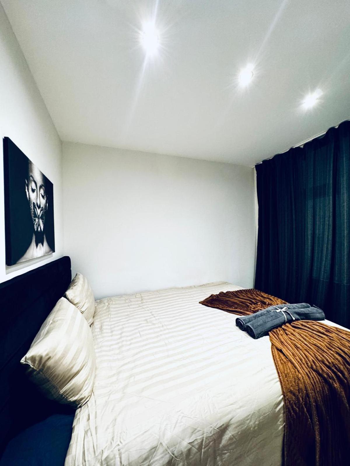 Elegant 5-br Shared Ideal For Groups & Families Wien