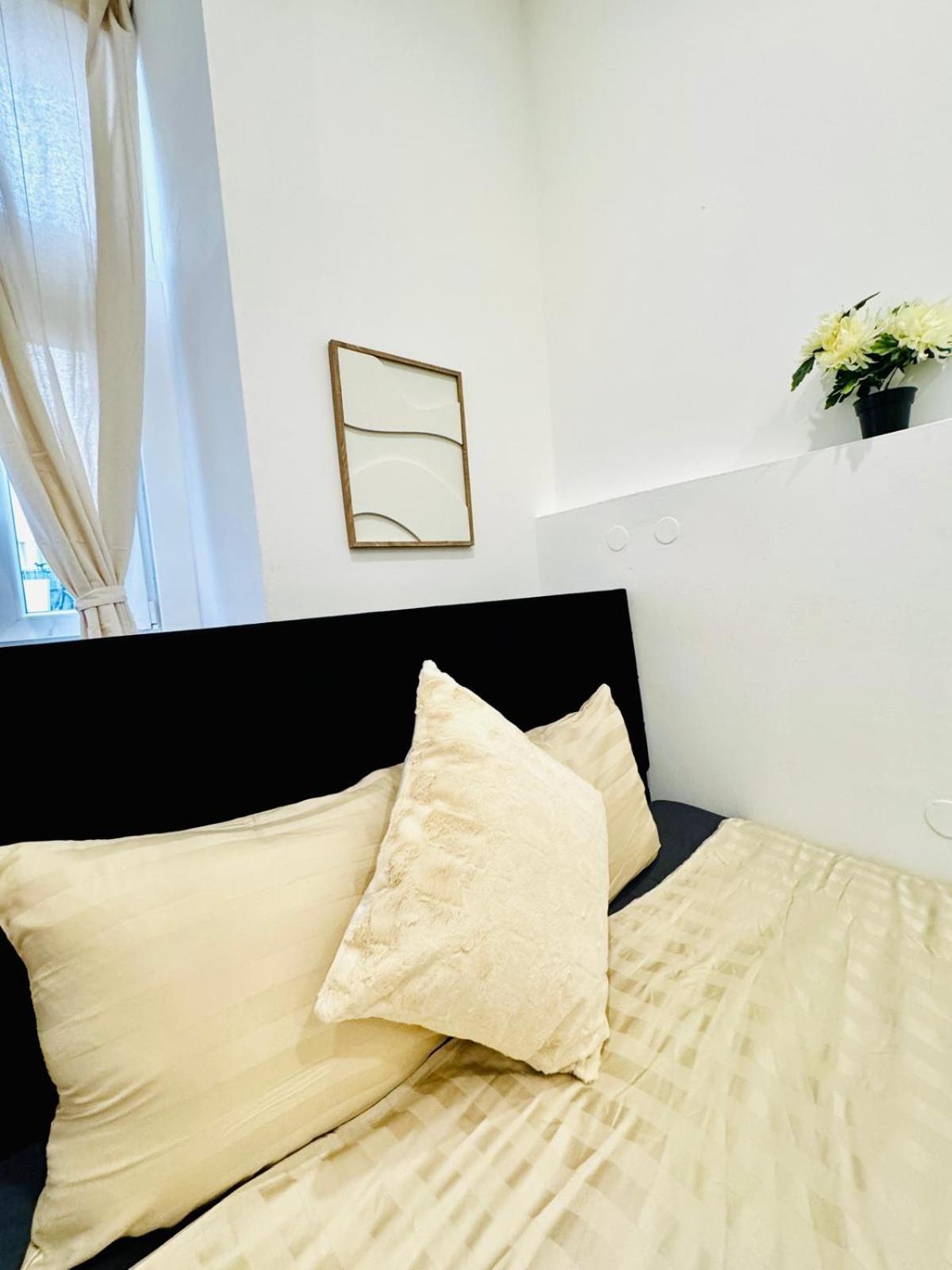 Apartment Elegant 5-br Shared Ideal For Groups & Families Wien