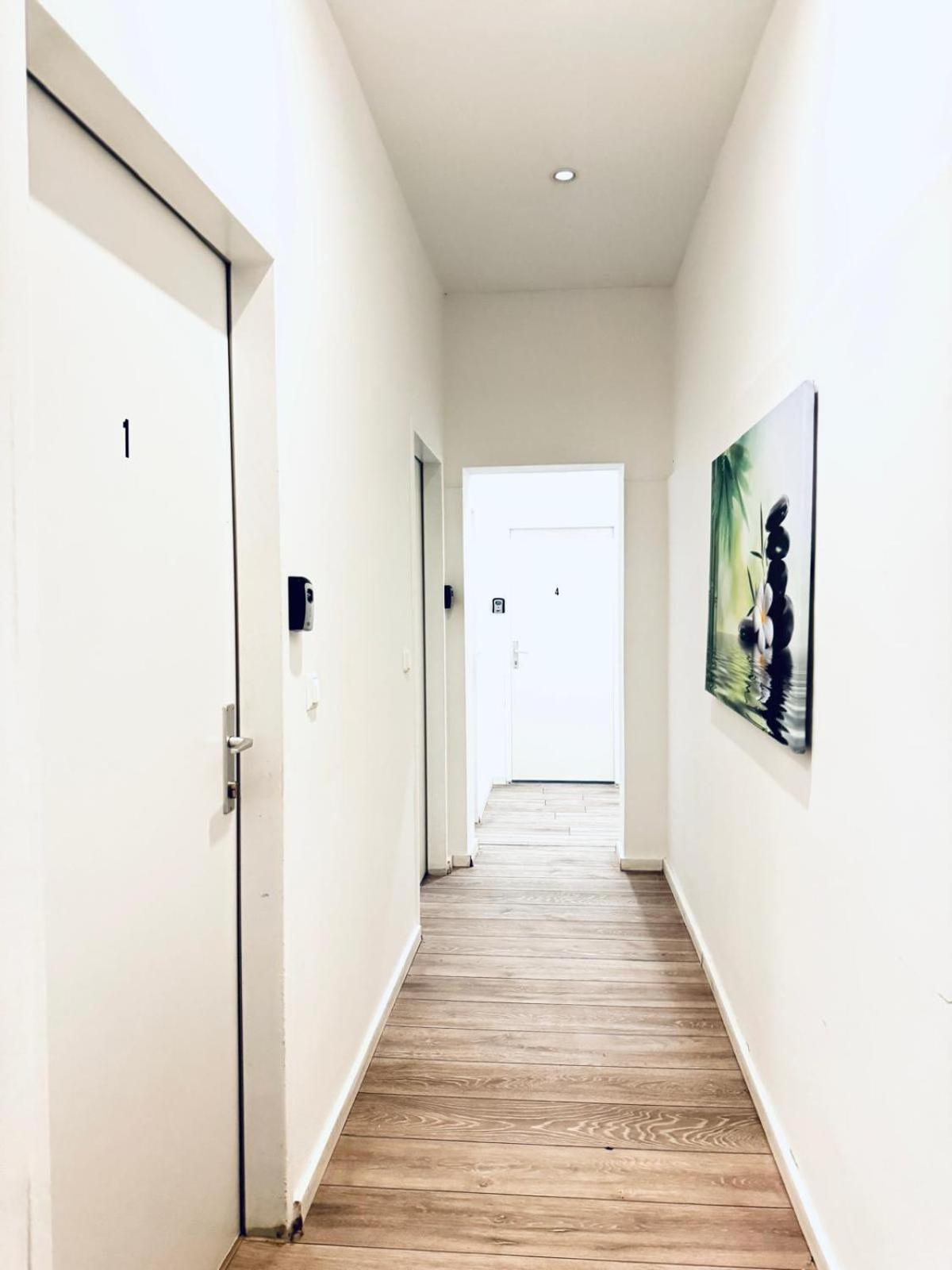 Elegant 5-br Shared Ideal For Groups & Families Apartment