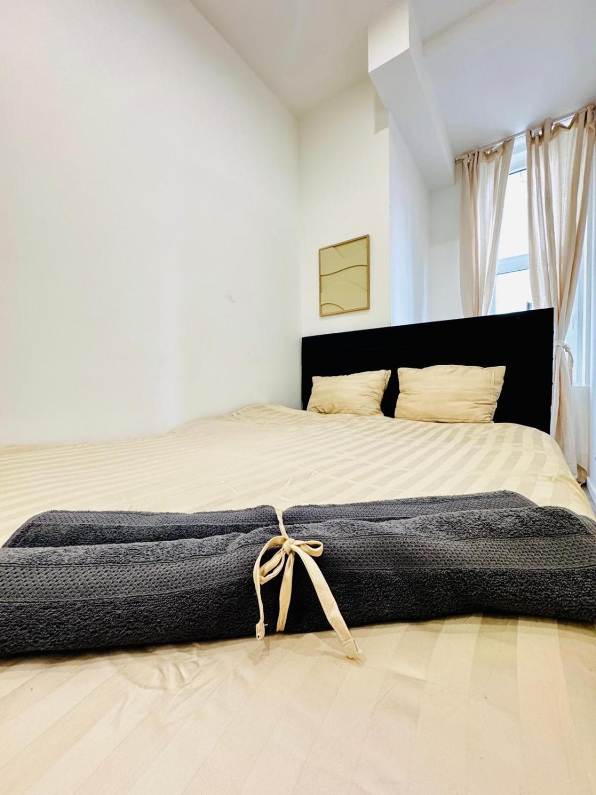 Elegant 5-br Shared Ideal For Groups & Families *