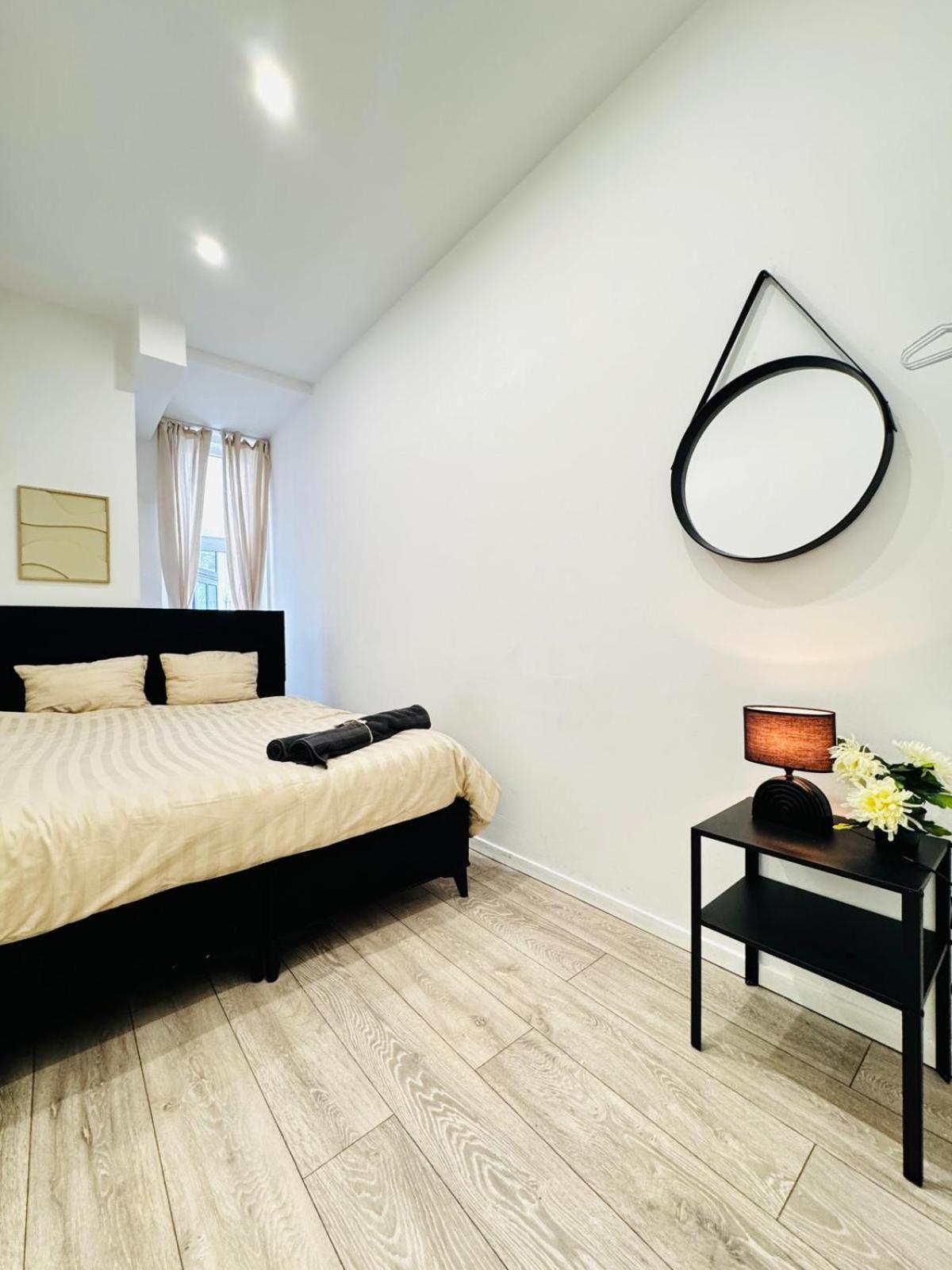 Elegant 5-br Shared Ideal For Groups & Families